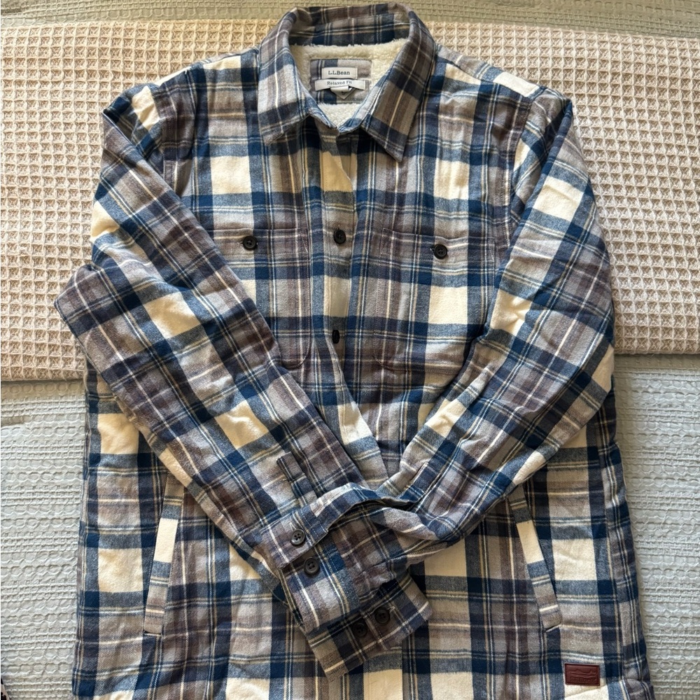 L.L. Bean WOMen's Casual Blue and Cream Plaid Shirt